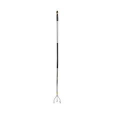 Kultywator z wygiętym trzonkiem Ergonomic 1076978 Fiskars1