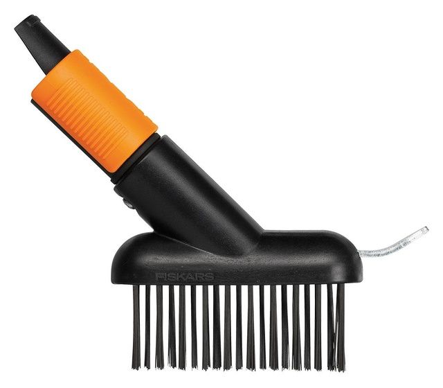 Szczotka do czyszczenia chodnika QuikFit Fiskars