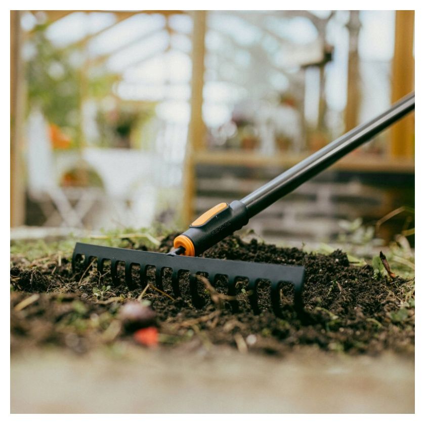 Grabie 14-zębne metalowe OneClick 1080677 Fiskars77
