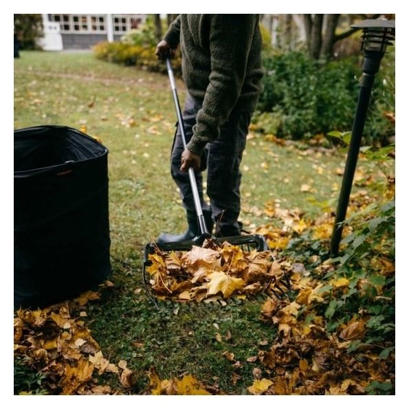 Łopato-grabie Ergonomic 1077116 Fiskars4