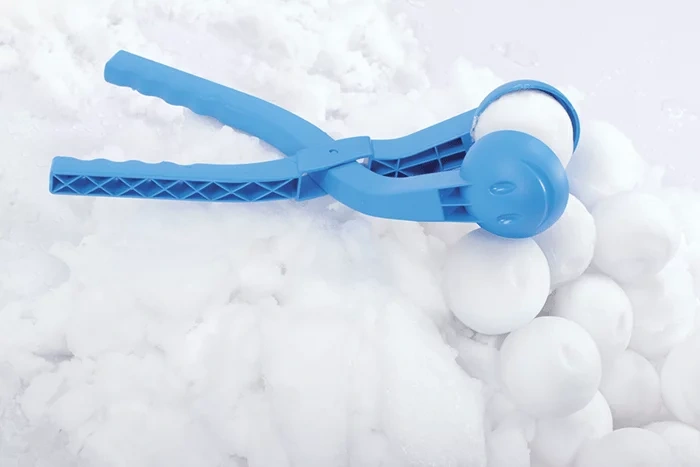 Śnieżkomat Snowballee 1 - idealne kulki śniegowe